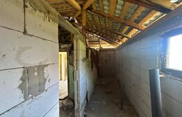 Casa batraneasca, renovabila cu teren 22 ari, 10k m de Bistrita