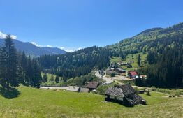 De vanzare teren exceptional la Piatra Fantanele - langa Castel Dracula