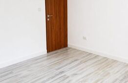 Apartament 3 camere, parter înalt, finisat