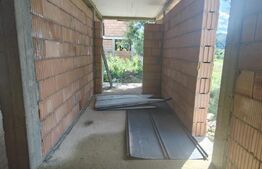 Vilă - 4 camere de vanzare NASAUD 