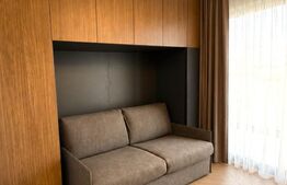 Apartament cu 3 camere, terasa si parcare, zona Libertatii