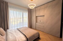Apartament cu 3 camere, terasa si parcare, zona Libertatii