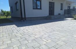 Duplex cu 4 camere, 138 mp, curte, zona Unirea