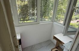 Apartament 3 camere, etaj 1, 64 mp, zona Decebal 