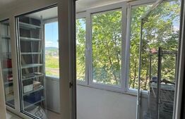 Apartament - 3 camere - etaj intermediar, zona Lama