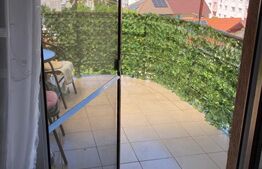 Apartament de vanzare, 4 camere, cu parcare inclusa, Zona de Jos