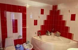 Apartament de vanzare, 4 camere, cu parcare inclusa, Zona de Jos