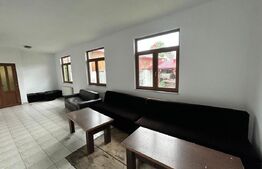 Spatiu Comercial de Inchiriat / Salva - cu terasa si curte interioara