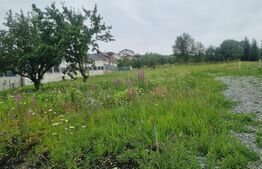 Teren 500 mp cu priveliște spre oraș, disponibil și parcelat, Bistrita