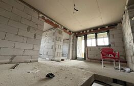 Casa de vanzare , zona Uriu, teren de 30 arii
