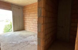 Apartament 3 camere, 71 mp, zona Calea Moldovei