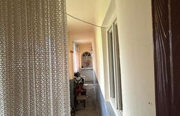 COMISION 0%. Casa cu 17 ari de teren in centrul comunei CHIUZA