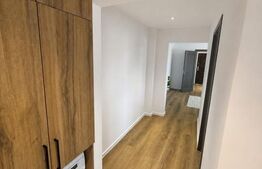Apartament 3 camere, 73 mp, zona Lama