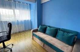 Apartament cu trei camere, etajul 2, zona Independentei 