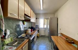 Apartament 3 camere, 68 mp, zona Andrei Muresanu