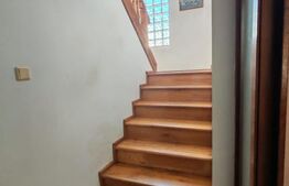 Casă de vânzare, 325 mp, teren 300 mp, zonă Centrală