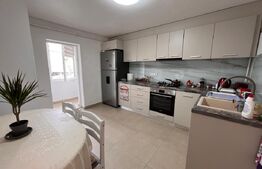 Apartament 3 camere,  renovat recent – Zona Centrală