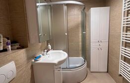 Apartament 3 camere,  renovat recent – Zona Centrală