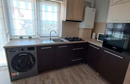  Apartament cu 3 camere, 52 mp, parcare, Cartier Subcetate