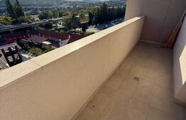 Apartament 3 camere, 75 mp ISU