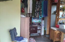 Casa de vanzare, 40 mp, 12 ari de teren, zona Rebrisoara