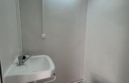 Spatiu comercial pentru birou sau salon, 18.50 mp, zona Blvd. Decebal