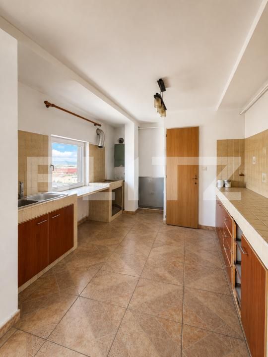 Apartament de vânzare 4 camere Central - 204970AV | BLITZ Bistriţa | Poza3
