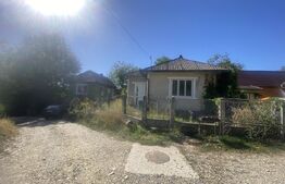 Casa individuala, 4 camere, teren 6.447 mp, zona Beclean