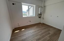Apartament 3 camere, 65 mp, zona Decebal