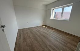 Apartament 3 camere, 65 mp, zona Decebal