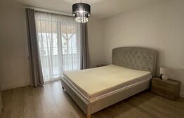 Apartament de inchiriat, 3 camere, 78 mp, 40 mp terasa, parcare, Calea Moldovei