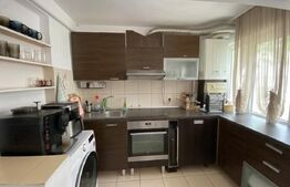 Apartament cu 3 camere, 52 mp, zona Andrei Muresanu
