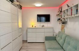 Apartament cu 3 camere, 52 mp, zona Andrei Muresanu