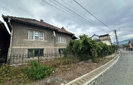 Casa renovabila, 120 mp, teren 660 mp, zona Nepos