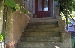 Casa renovabila, 120 mp, teren 660 mp, zona Nepos