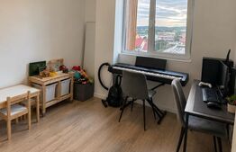 Apartament 3 camere, 70 mp +balcon, zona Calea Moldovei