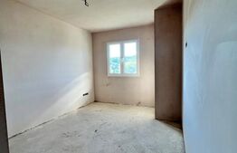 Casa individuala, 900 mp teren, zona La soare