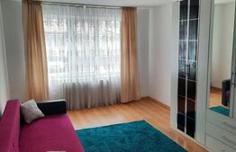Apartament cu 3 camere, 75 mp, zona Gara