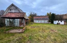 Teren intravilan la intrare in Ghinda