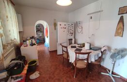 Casa individuala Catamarasti Deal, 7 camere, livada pe rod, 992mp!