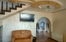 Casa cu 10 camere+ 1650mp teren, zona Lidl, Dorohoi, Botosani