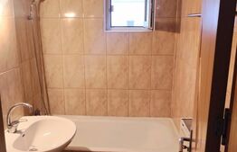 Apartament de vanzare, cu 3 camere, 62 mp, zona Primaverii