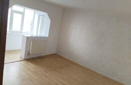 Apartament de vanzare, cu 3 camere, 62 mp, zona Primaverii