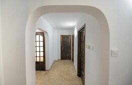 Apartament cu 4 camere, 95 mp, zona Bulevard George Enescu