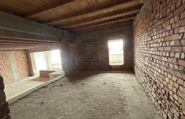 Casă spațioasă cu potențial imens – în inima orașului!