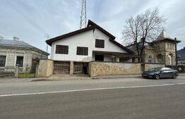 Casă spațioasă cu potențial imens – în inima orașului!