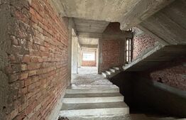 Casă spațioasă cu potențial imens – în inima orașului!