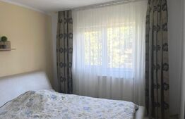 Apartament  decomandat de 3 camere, 65 mp,  etaj 3, zona Imparat Traian