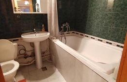 Apartament de doua camere, 58 mp, zona Piata mare