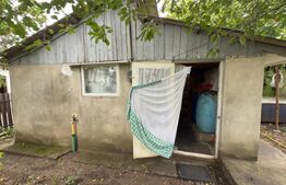 Teren Intravilan + Extravilan 5000 mp cu anexa demolabila Mănăstirea Doamnei 